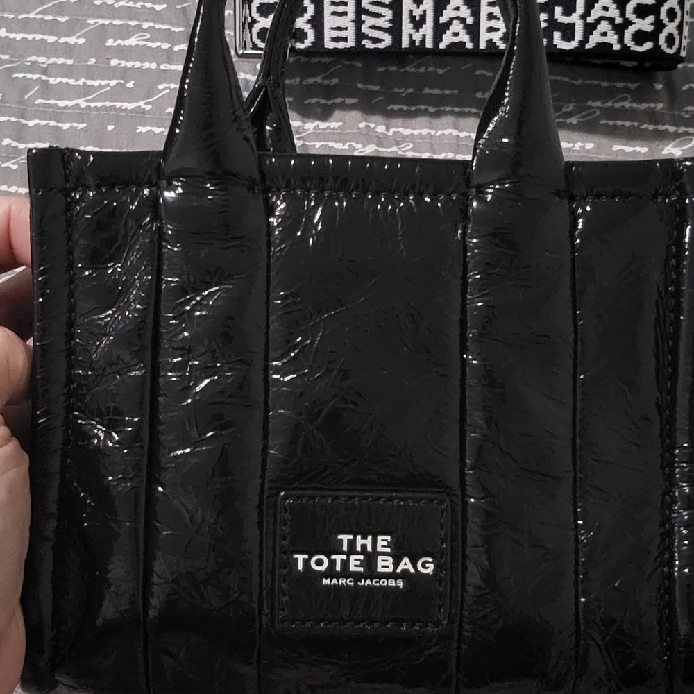 Auth marc jacobs micro the tote